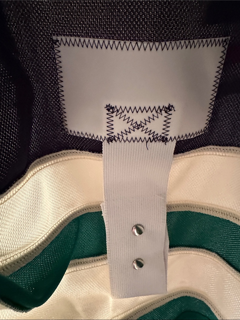 Vancouver Canucks, Johnny Canuck Hockey Jersey Adidas 1962 vintage edition - Picture 2 of 5